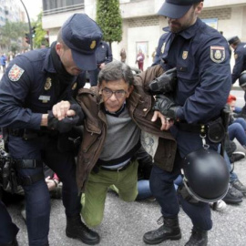 Rivi Sánchez , candidato de IU a la Alcaldía de Oviedo, en una foto de archivo. / EP