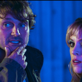 Salva Reina y Maggie Civantos, en una escena de la película.