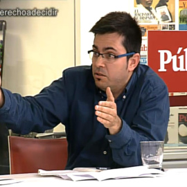 Gerardo Pisarello durante su intervención en el debate "La decisión de Catalunya" de Espacio Público. /PÚBLICO