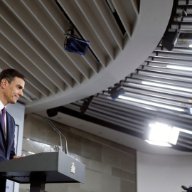 El presidente del Ejecutivo, Pedro Sánchez, durante su comparecencia en el Palacio de La Moncloa en la que ha hecho un balance de su gestión. EFE/Emilio Naranjo