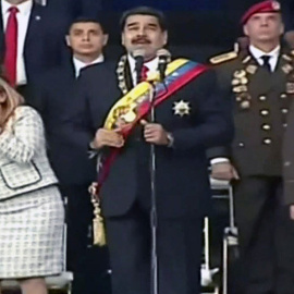 El presidente de Venezuela, Nicolás Maduro, en el momento del ataque, en una imagen captada por una cámara de televisión. EFE