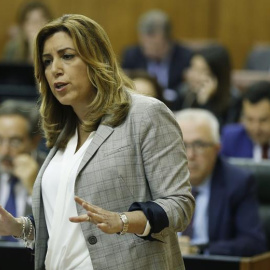 La presidenta andaluza, Susana Díaz, durante su intervención en la sesión parlamentaria de control al Gobierno.- EFE/José Manuel Vidal