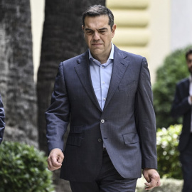 23/05/2023 - Alexis Tsipras abandona el Palacio Presidencial después de su reunión con la presidenta griega Katerina Sakellaropoulou, en Atenas a 23 de mayo de 2023.