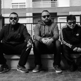 Los Chikos del Maíz publican nuevo EP, 'Trap Mirror'.