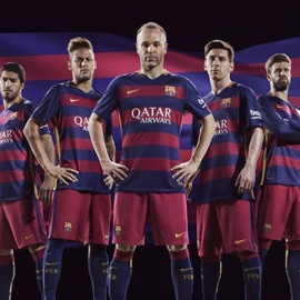 Los jugadores del Barça, con la nueva equipación.