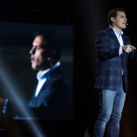 Albert Rivera en miting central de campanya de C's / EFE Enric Fontcuberta