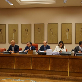 Reunión de la Comisión de Presupuestos, en el Congreso de los Diputados, para debatir las enmientas a las cuentas del Estado para 2018. E.P.