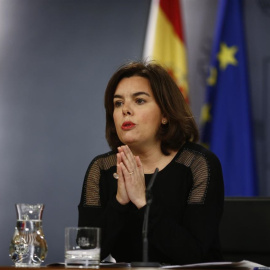 La vicepresidenta del Gobierno, Soraya Sáenz de Santamaría, ha asegurado que la debilidad de Pedro Sánchez ha sido una de las grandes dificultades para lograr una gran coalición. EUROPA PRESS