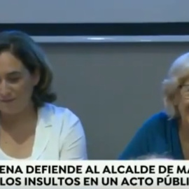 Carmena defiende publicamente a Almeida de una ciudadana que le llamo "carapolla"