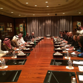 Reunión de la ministra Ana Pastor con el ministro saudí de Transportes en Riad. MINISTERIO DE FOMENTO