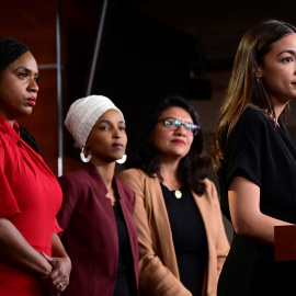 15.06.2019/ Las congresistas denominadas como 'El escuadrón'  hablan durante la conferencia de Demócratas en el Congreso de Estados Unidos. REUTERS/Erin Scott