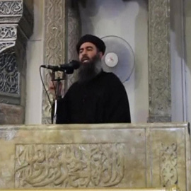 El líder del Estado Islámico, Abu Bakr al-Baghdadi, en una de sus pocas apariciones públicas. REUTERS