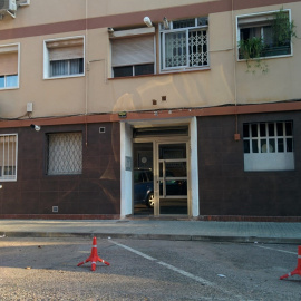 Vivienda del hombre que atacó una comisaría de los Mossos d'Esquadra en Cornellà de Llobregat (Barcelona). / Europa Press