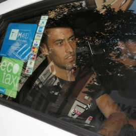 22/08/2018.- El capitán del Fútbol Club Barcelona Sergio Busquets a su llegada a la reunión que la Asociación de Futbolistas Españoles (AFE) mantendrá hoy con los capitanes de los distintos equipos de primera división con motivo del partido