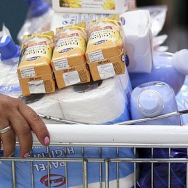 Carro de la compra en un supermercado / EFE