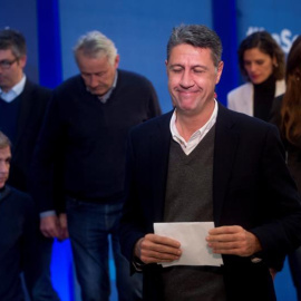 El cabeza de lista del PPC en las elecciones del 21D, Xavier García Albiol, abandona la sala de prensa valorar los resultados electorales de su formación en las elecciones catalanas del 21D. EFE/Quique García