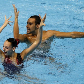 Los nadadores españoles de sincronizada Emma García y Pau Ribes. REUTERS/Evgenia Novozhenina