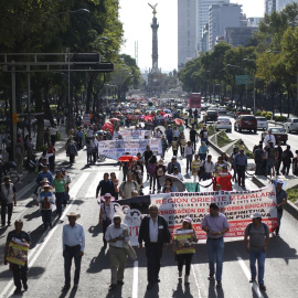 Más de 3.000 maestros han sido despedidos en México tras manifestarse contra la ley educativa. REUTERS