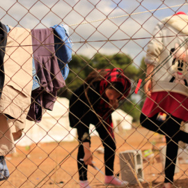 Mujeres refugiadas en el campamento de Malakasa, en Atenas. MARTA SAIZ