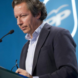 El vicesecretario de Organización y director de campaña de los populares, Carlos Floriano.- EFE