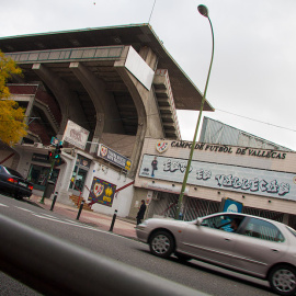 Vista de uno de los laterales del Estadio de Vallecas. // CHRISTIAN GONZÁLEZ