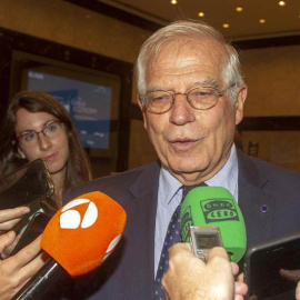 El ministro español de Asuntos Exteriores, Josep Borrell, atiende a la prensa en Nueva York (EEUU) | (MIGUEL RAJMIL | EFE)