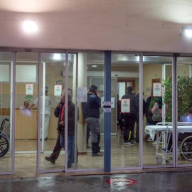 Hospital San Juan de la Cruz de Úbeda en cuya sala de urgencias ha fallecido una mujer de 64 años, al pasar doce horas en una camilla sin que nadie se diera cuenta de su presencia y sin ser atendida. EFE/José Manuel Pedrosa.