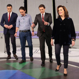 Sáenz de Santamaría, Sánchez, Rivera e Iglesias, en el debate 'a cuatro' previo al 20 de diciembre. EFE
