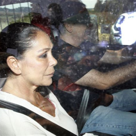 La tonadillera salió de la prisión sobre las 13,20 horas del pasado lunes día 1 de junio./ CHANCE/ JOSÉ RUIZ