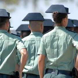 Fotografía de archivo de 2013 de la última promoción de la Guardia Civil en la Academia de Baeza. EFE/