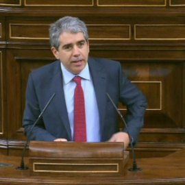 Francesc Homs (DiL) se dirige al Congreso de los Diputados en la segunda votación para la investidura de Pedro Sánchez.