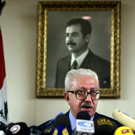 Tarek Aziz, exviceprimer ministro iraquí durante el régimen de Sadam Hussein, en una foto de  septiembre de 2002. REUTERS/Damir Sagolj