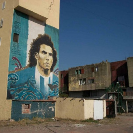 El mural pintado de Carlos Tévez, en el barrio bonaerense de Fuerte Apache.