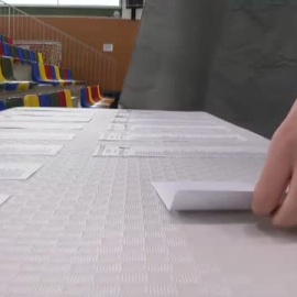 Elecciones 14F: Cataluña votará en mercados y polideportivos