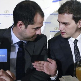 El líder de Ciudadanos en la Comunidad de Madrid, Ignacio Aguado, y el presidente del partido, Albert Rivera, en una imagen de archivo. EFE