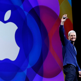 El CEO de Apple, Tim Cook, durante la WWDC.- Robert Galbraith (REUTERS)
