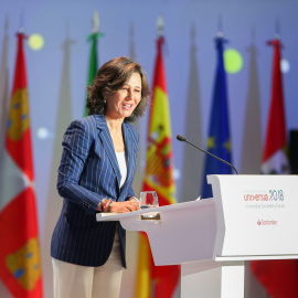 Ana Botín, presidenta de Santander, la empresa que más invierte en educación en el mundo, en la clausura del Encuentro de Rectores Universia