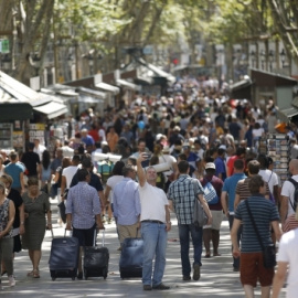 España sella 2017 como segunda potencia turística mundial con Catalunya como la más visitada. Imagen de archivo de Barcelona. EFE