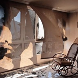 La euforia del regreso a Bejís eclipsada por la destrucción de las llamas