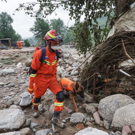 19/08/2022 Los equipos de rescate actúan en las inundaciones que han tenido lugar en la ciudad de Xining, en la provincia de Qinghai