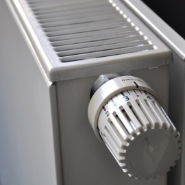 El sistema de calefacció i aigua calenta individualitzada és obligatori a les noves construccions. / CCO Public Domain.