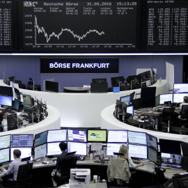 Patio de negociación de la Bolsa de Fráncfort. REUTERS/Staff