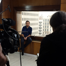 Fernando León de Aranoa entrevista a Pablo Iglesias en 'Política, manual de instrucciones'.