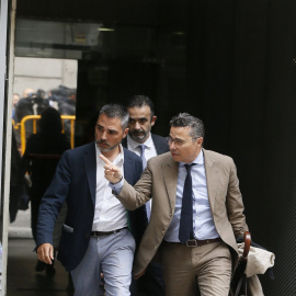 El conseguidor de la Púbica, el empresario Alejandro de Pedro, a su salida de la Audiencia Nacional. EFE/Fernando Alvarado