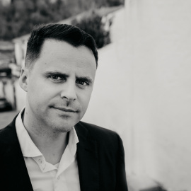 El cantaor flamenco Juan Pinilla publica el disco 'Humana raíz'.