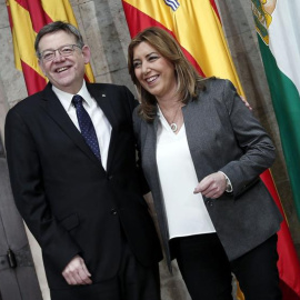 Los presidentes de la Generalitat valenciana, Ximo Puig,y de la Junta de Andalucía, Susana Díaz. EFE/Manuel Bruque