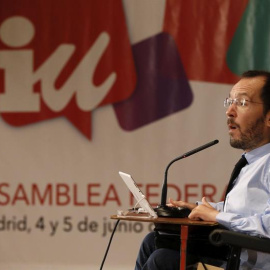 secretario de Organización de Podemos, Pablo Echenique, en la Asamblea de Izquierda Unida. EFE/Fernando Alvarado