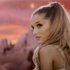 Ariana Grande a la comunidad LGTBI: "Os amaré por siempre"