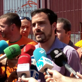 Garzón: "no merece la pena entrar en debates sobre qué etiqueta tiene cada uno". EUROPA PRESS