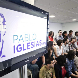 El secretario general de Podemos, Pablo Iglesias, y los líderes del partido durante la presentación en Madrid de la iniciativa "Ruta del cambio". EFE/Emilio Naranjo